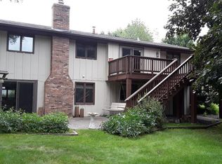 585 Transit Ave, Roseville, MN 55113