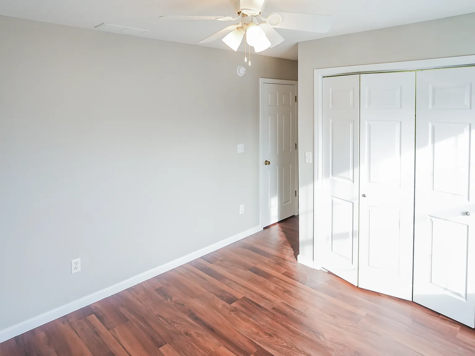 3 bed, 2.5 bath, 1524 sqft, $1,850 — Photo 2
