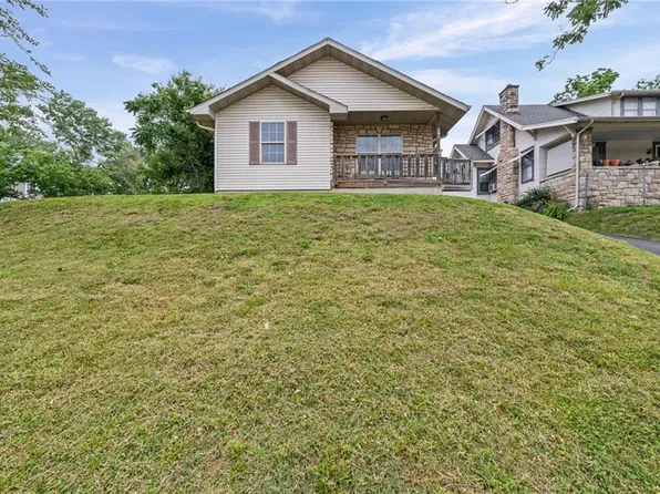 800 N 9th St, Kansas City, KS 66101