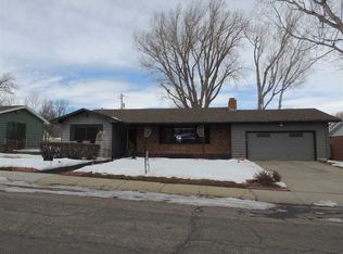 1800 Brookview Dr, Casper, WY 82604