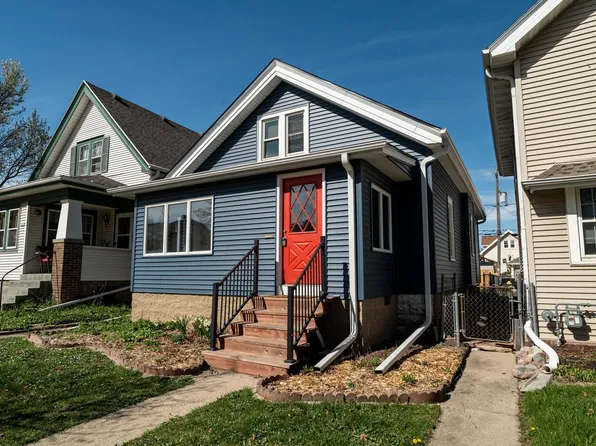 1317 South 74th STREET, West Allis, WI 53214