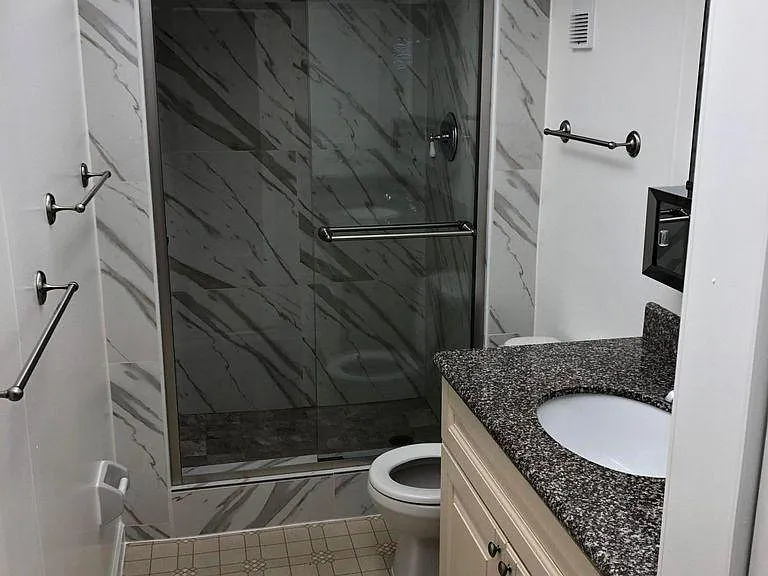 460 NW 20th St #214 — Photo 10