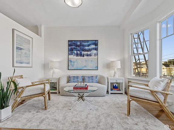 2nd image of 2999 California St #304