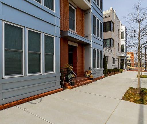 2nd image of 1912 Potomac Ave. #102