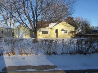 2011 N Park Ave, Grand Island, NE 68803