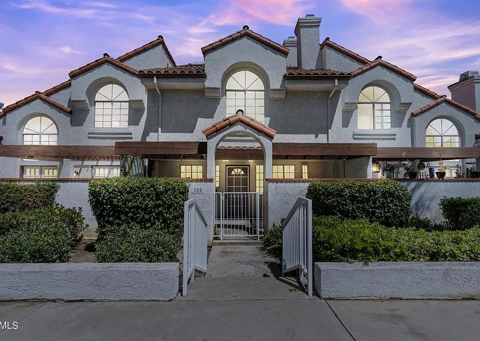 1st image of 249 Camino Cortina