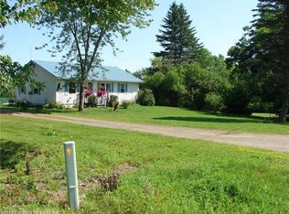 49 River Rd, Detroit, ME 04929