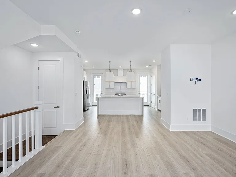 9207 Forkleaf Oak Dr — Photo 28