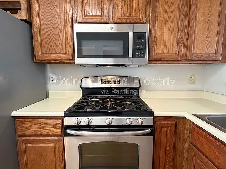 2196 Goodwood Blvd SE — Photo 12