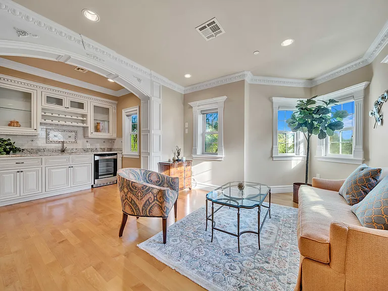 137 W Winnie Way — Photo 25