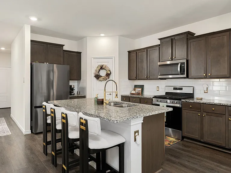600 Auburn Forest Dr — Photo 4