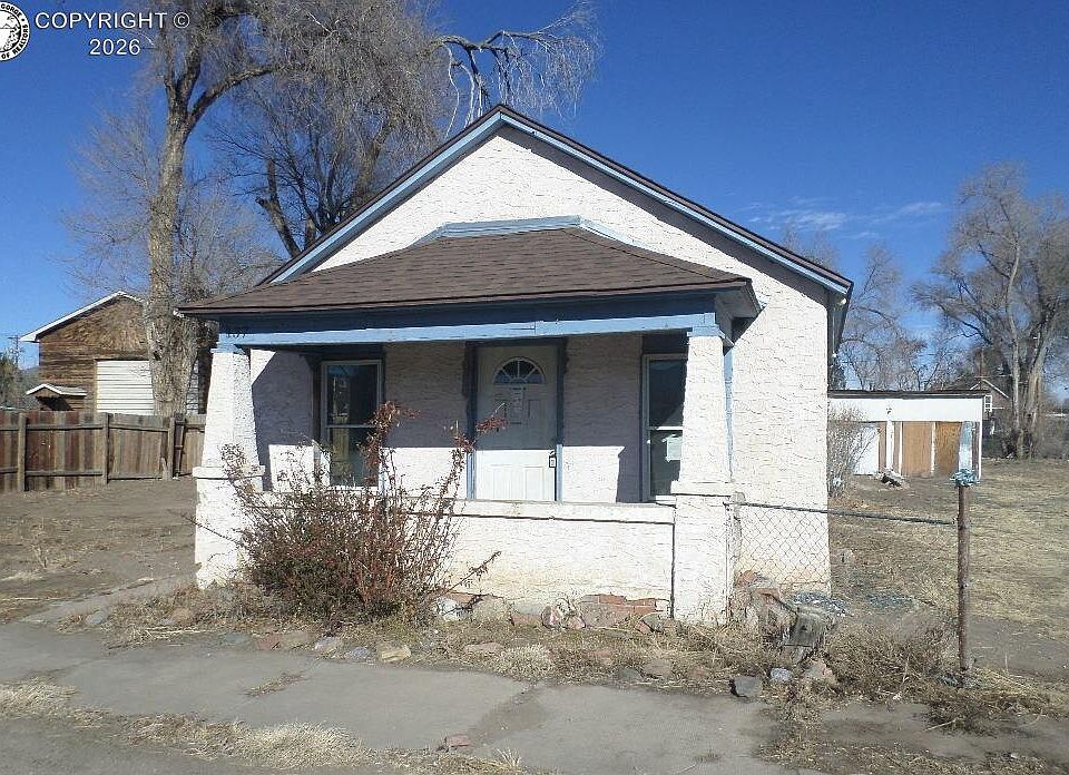 1st image of 137 Railroad St
