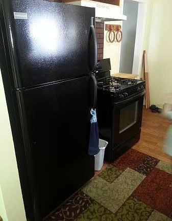 Frig & Stove