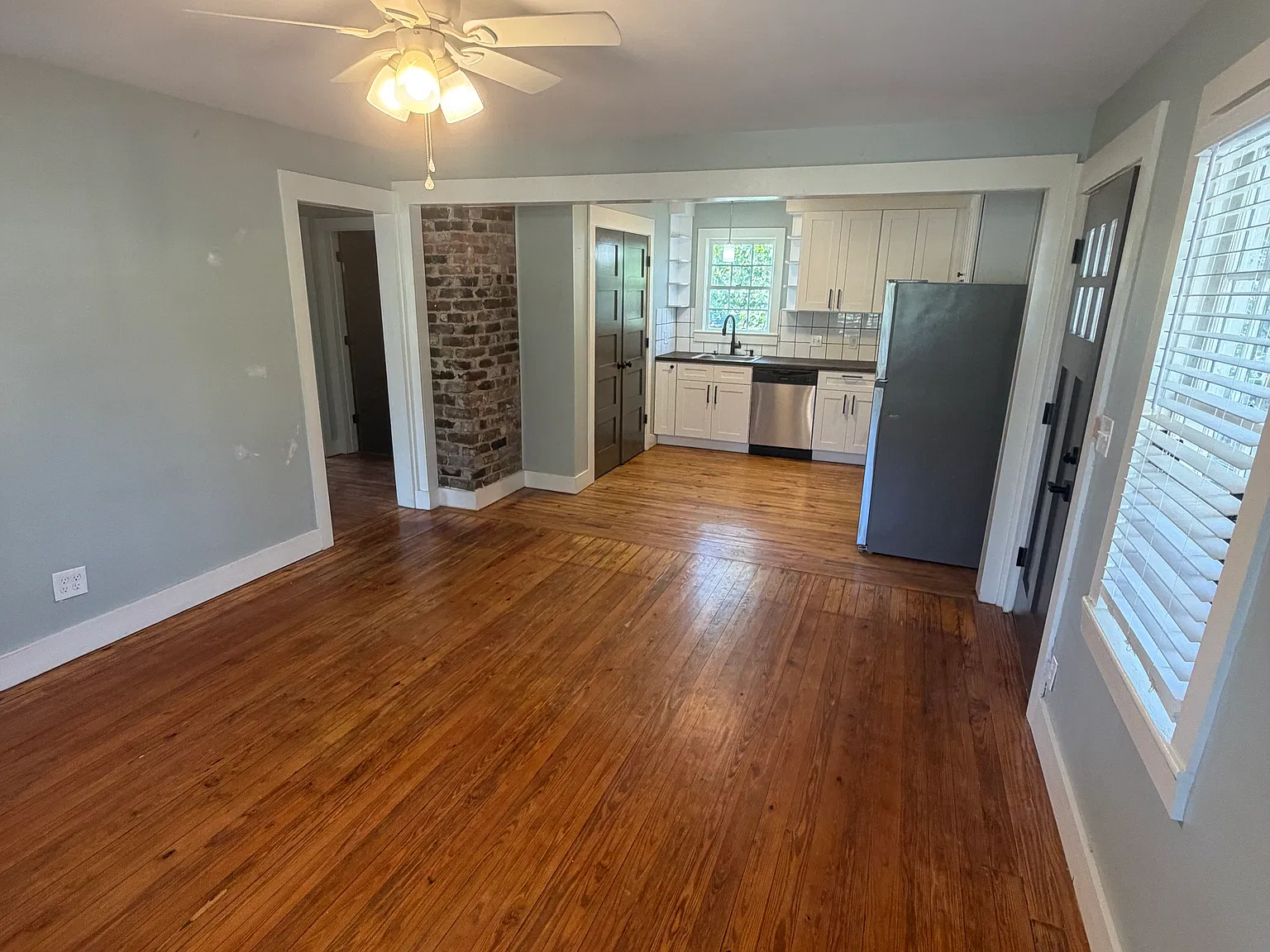 2 bed, 754 sqft, $1,400 — Photo 3