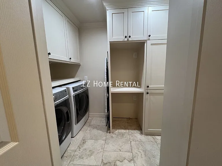 1014 Roxella St — Photo 10