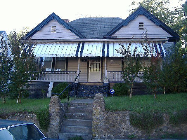 1st image of 1209 Forest St