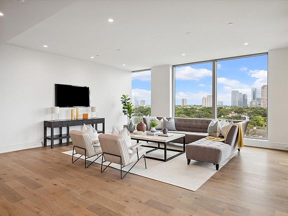 3rd image of 5656 San Felipe St #601