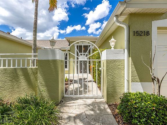 3rd image of 15218 Coral Isle Ct