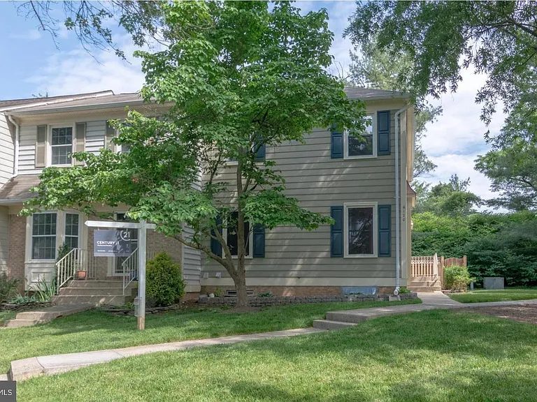 6120 Old Brentford Ct — Photo 7