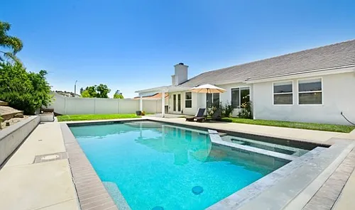 39654 Bordeaux Pl Photo 1