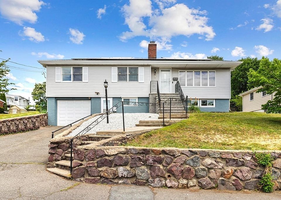 1st image of 253 Suffolk Ave