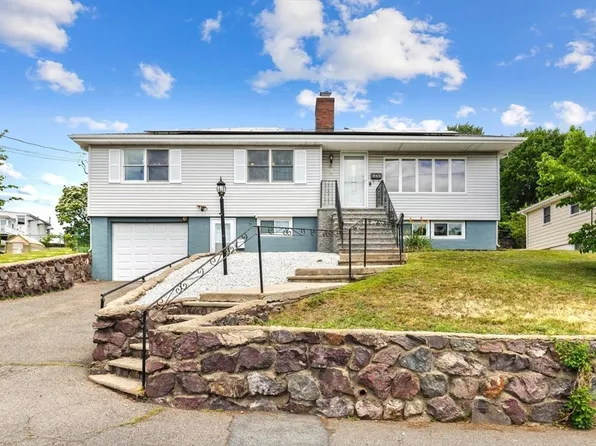253 Suffolk Ave, Revere, MA 02151