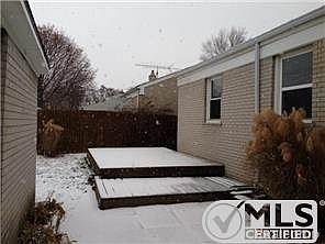 4th image of 15374 McCann St