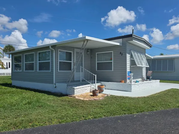 42 Spring Ln #42, Englewood, FL 34223