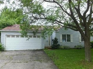 1000 Oakland Ln, Aurora, IL 60504