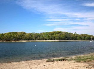 49 School Ln, Huntington, NY 11743