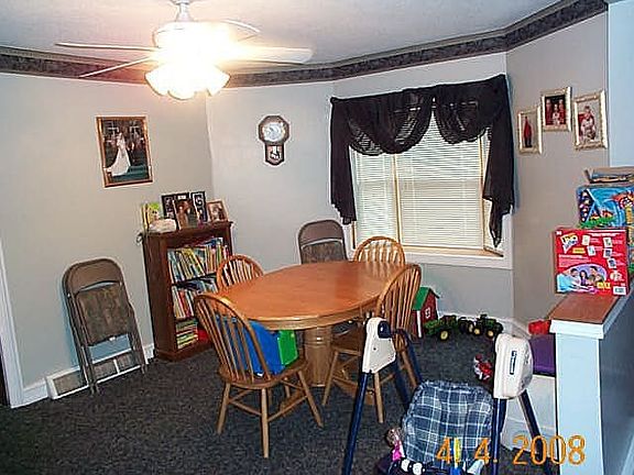 4th image of 344 E Leggett St