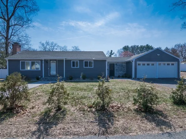 412 Granby Rd, South Hadley, MA 01075
