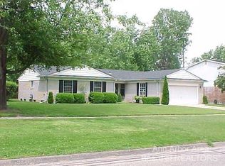 43428 Galway Dr, Northville, MI 48167