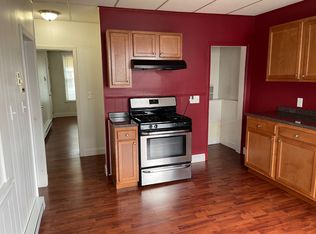 289 Chelsea St #1F, Boston, MA 02128