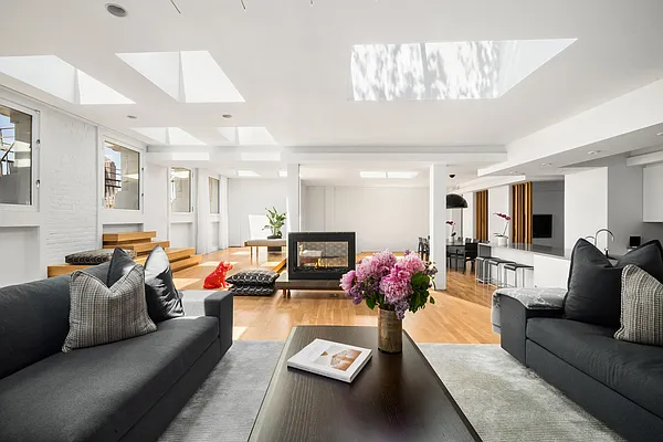 Sold by Douglas Elliman | media 8