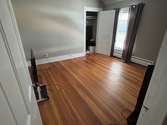 4th image of 108 Paul Ave N Unit 3