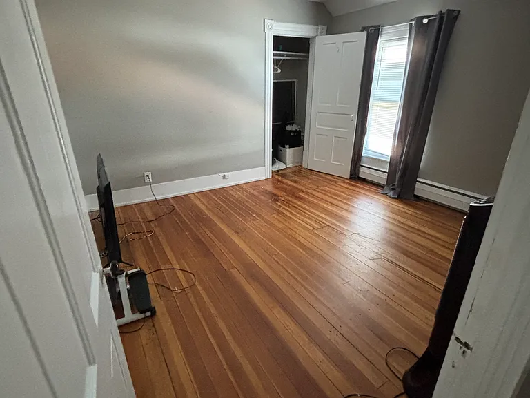 108 Paul Ave N #3 — Photo 4