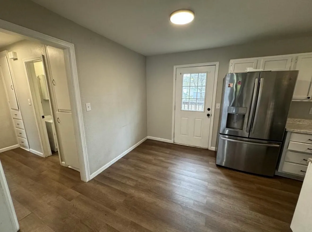 3 bed, 936 sqft, $1,100 — Photo 4
