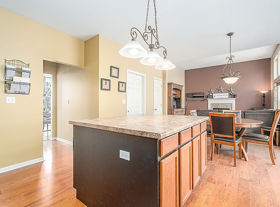 5th image of 117 Northfield Dr