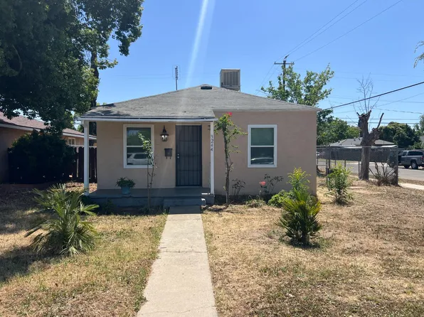 3244 E Pine Ave, Fresno, CA 93703