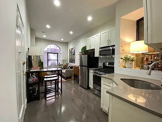 Rented by CNYC Apartments | media 1