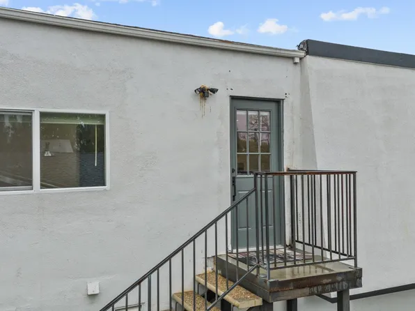 9934 1/2 Farralone Ave, Chatsworth, CA 91311