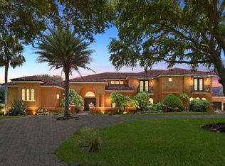 699 Hawks Trace Dr, Jacksonville, FL 32225