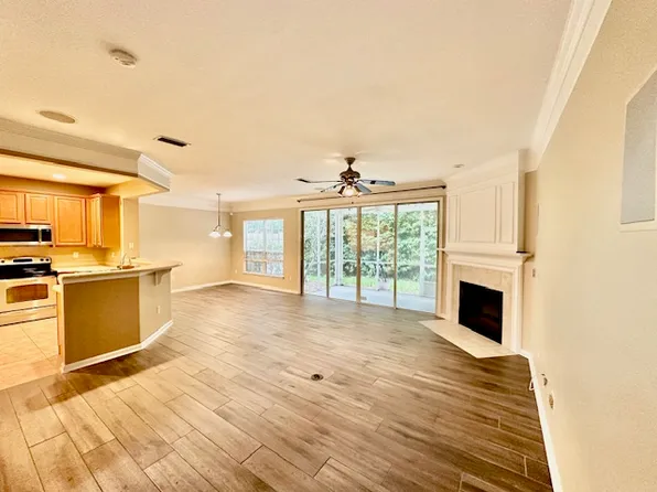 11037 Castlemain Cir E, Jacksonville, FL 32256