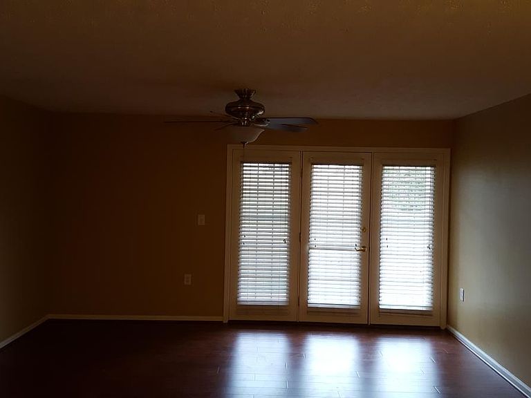 Madison Park Condominiums Crestwood, KY Zillow