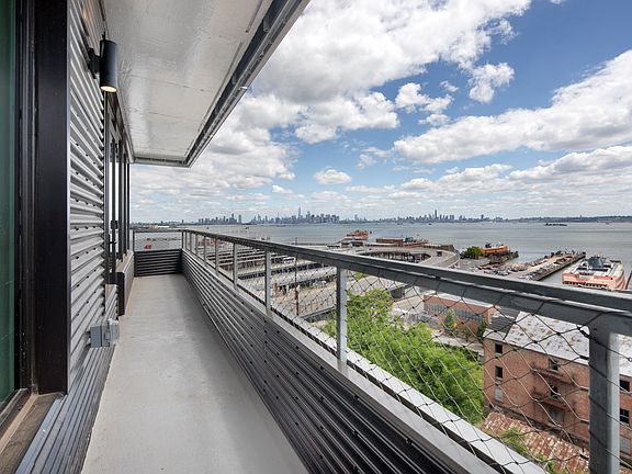5th image of 5 Bay St #7K