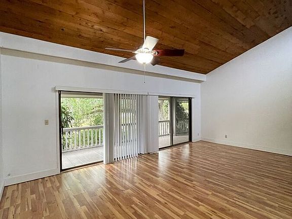 3rd image of 3318 Camelot Dr #3318