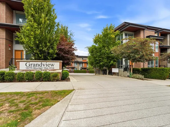 15775 Mountain View Dr #59, Surrey, BC V3Z 0W7