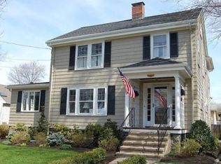 77 Jersey St, Marblehead, MA 01945