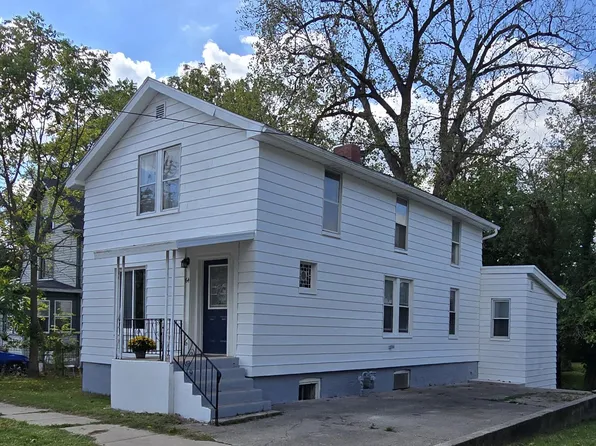 64 Union St, Hillsdale, MI 49242